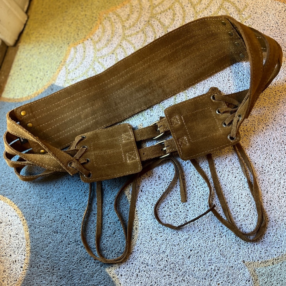 ISO Spell Josephine Suede Tie Adjustable Lace-Up Belt Small S - Picture 3 of 5